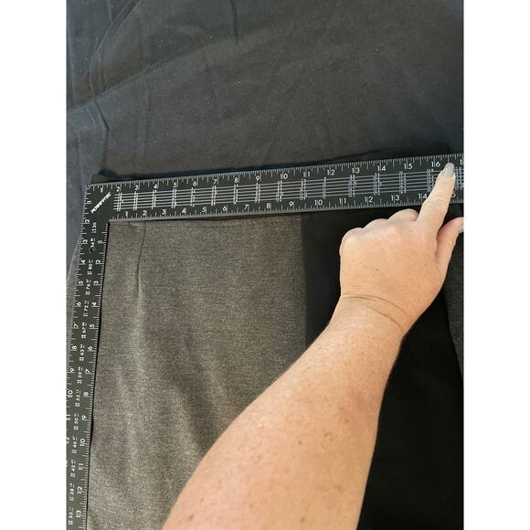 NYDJ Black and Gray Ponte Knit Pencil Skirt Size Medium - Picture 5 of 11